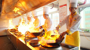 上海学厨师的厨师学校哪里好?