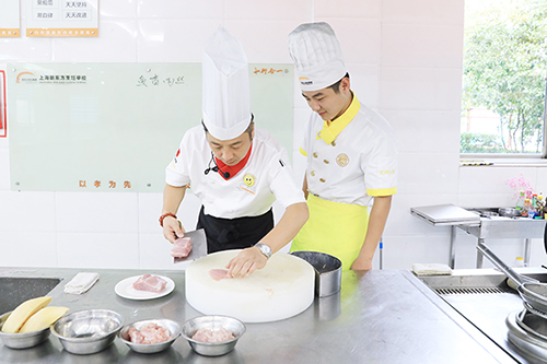 上海专业学烹饪的学校有哪些