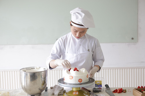 上海新东方烹饪学校西点专业怎么样？