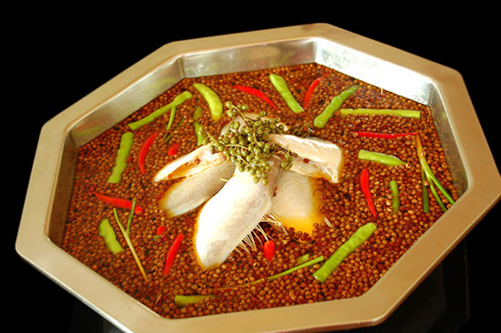 上海新东方烹饪学校——藤椒鱼的做法