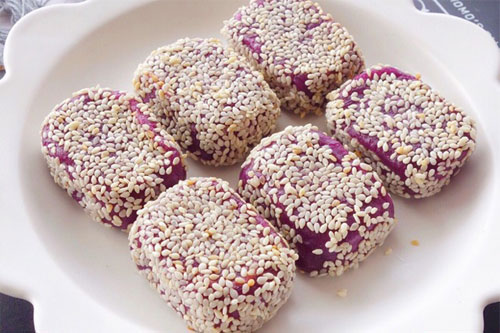 低脂紫薯饼的做法——新东方烹饪学校