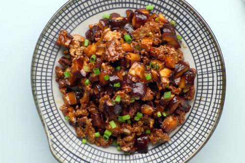 蚝油肉末香菇的做法——新东方烹饪学校