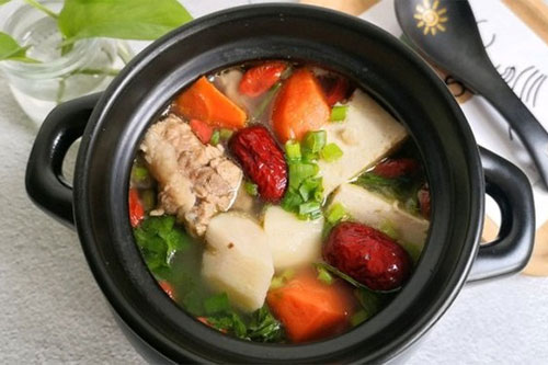 山药排骨汤的做法——新东方烹饪学校