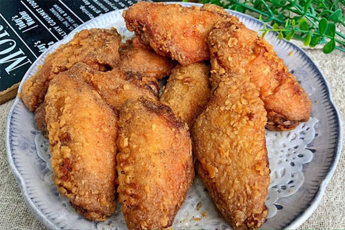 椒盐脆皮鸡翅对的做法——新东方烹饪学校