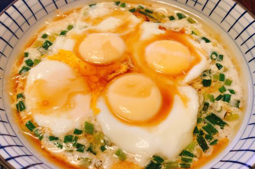 葱油蒸鸡蛋的做法——新东方烹饪教育
